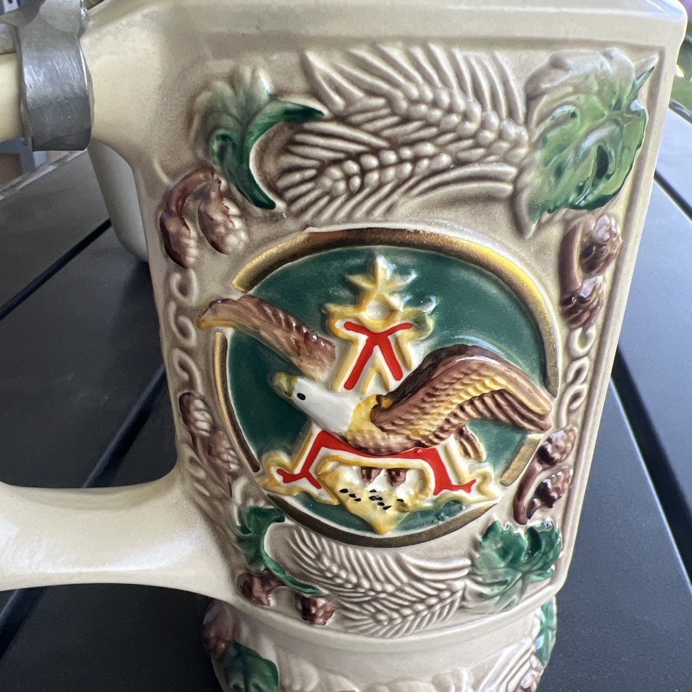 Anheuser-Busch Stein 1998 THE BAUERNHOF - Picture 6 of 12